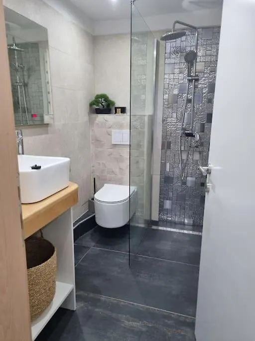 Prelijep Stan + Unutarnji Kamin Apartment Rijeka